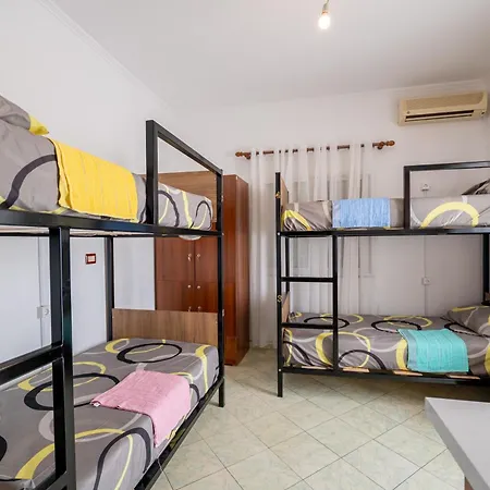 Brothers Of The World Hostel Ksamil Exterior photo