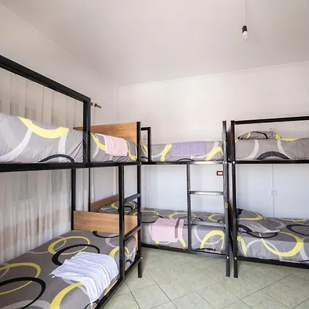 Brothers Of The World Hostel Ksamil Exterior photo
