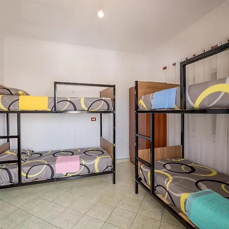 Brothers Of The World Hostel Ksamil Exterior photo