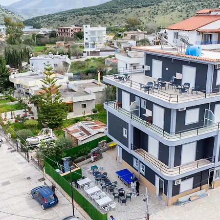 Brothers Of The World Hostel Ksamil Exterior photo