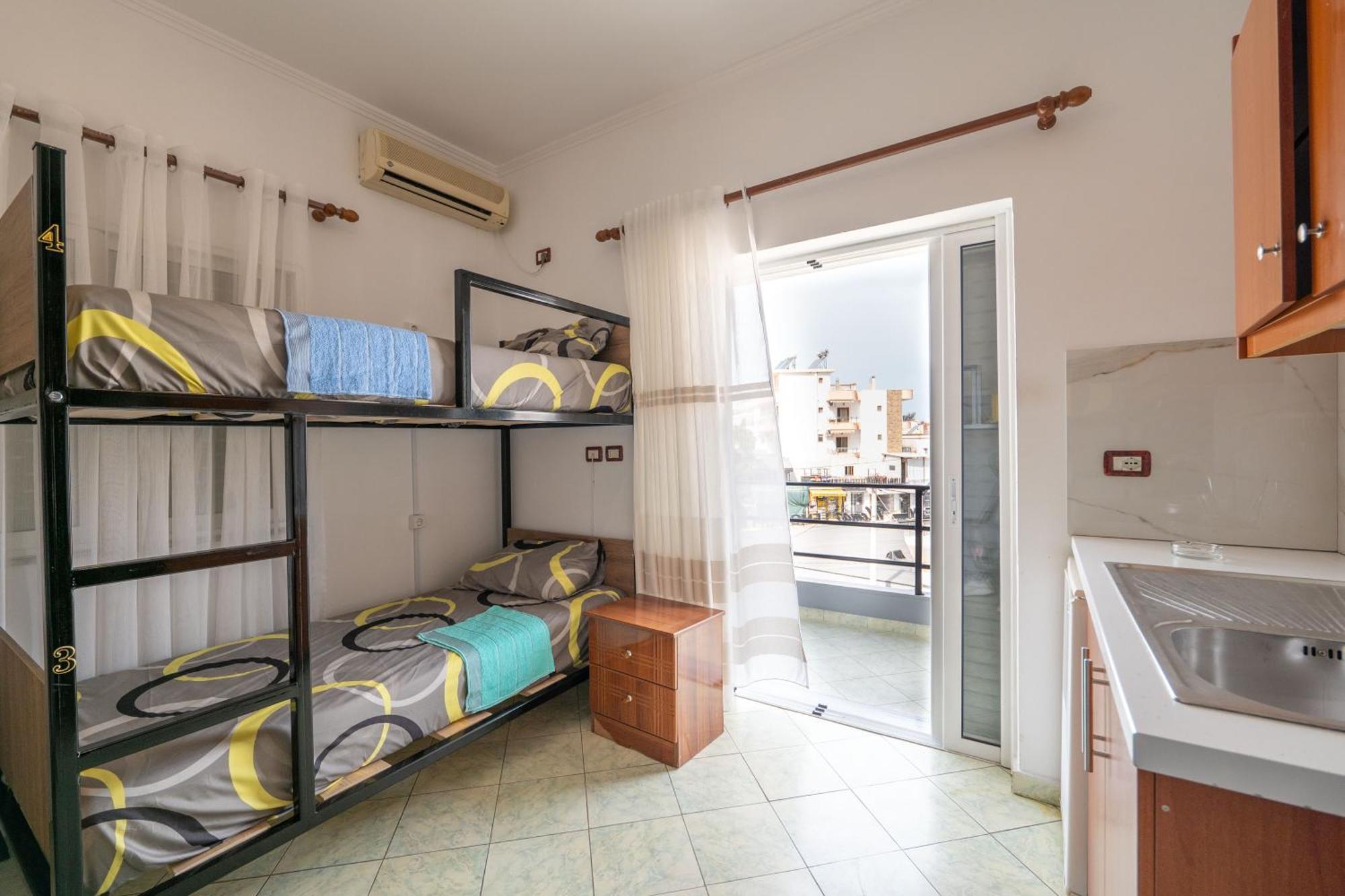Apartament Brothers Of The World Ksamil